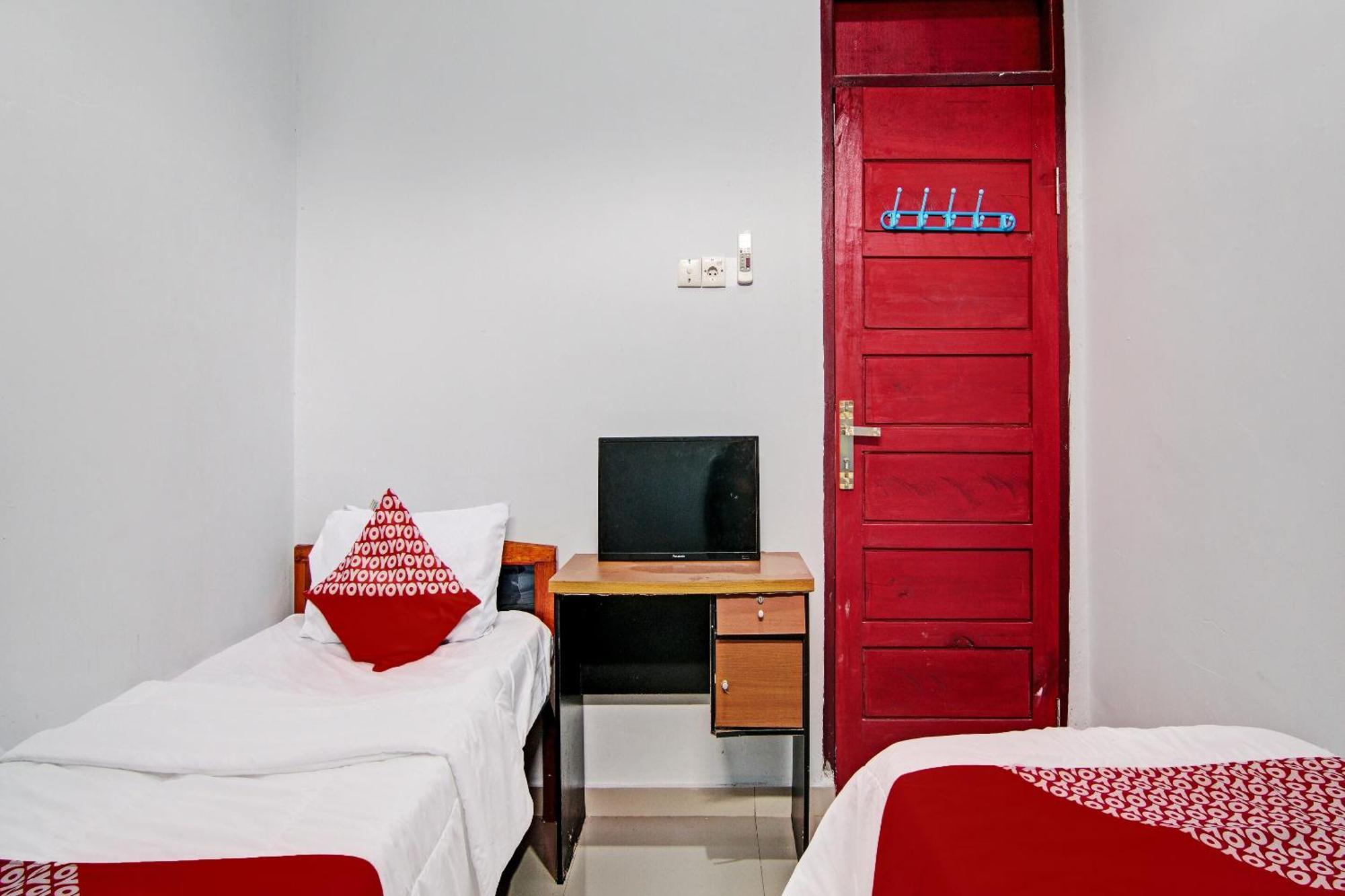 Oyo 92330 Hotel Rindu Sempadan Near Taman Wisata Rindu Sempadan Пеканбару Экстерьер фото