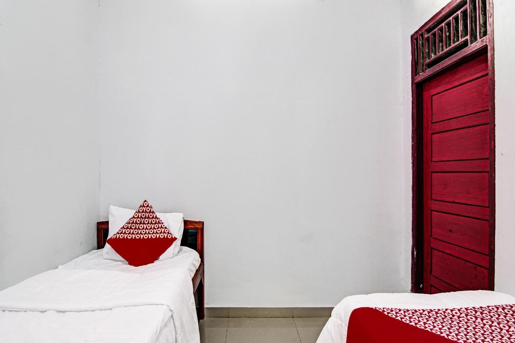 Oyo 92330 Hotel Rindu Sempadan Near Taman Wisata Rindu Sempadan Пеканбару Экстерьер фото